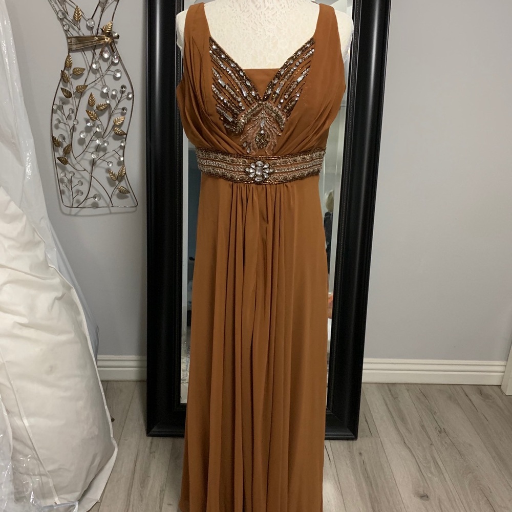 COPY - Size L brown flowy dress like new worn onc…